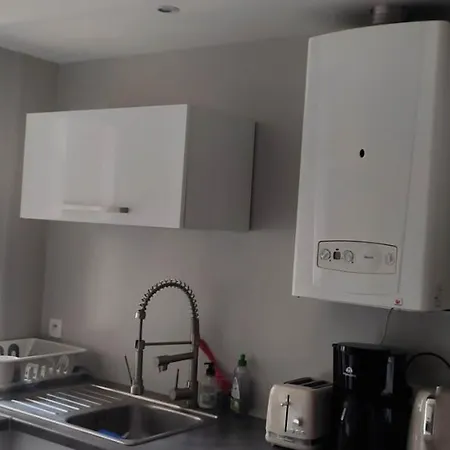 Apartamento Beau F3, rénové, calme, en plein centre de Nimes Exterior foto