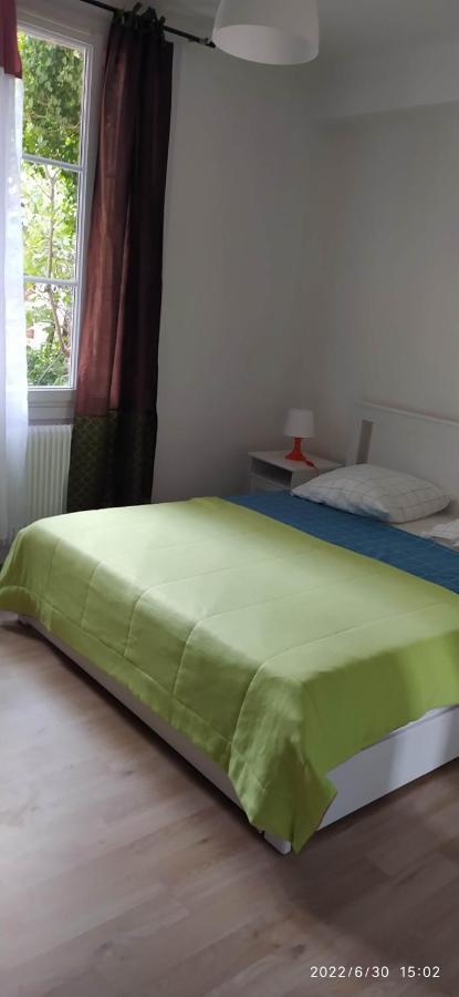 Beau F3, Renove, Calme, En Plein Centre De
